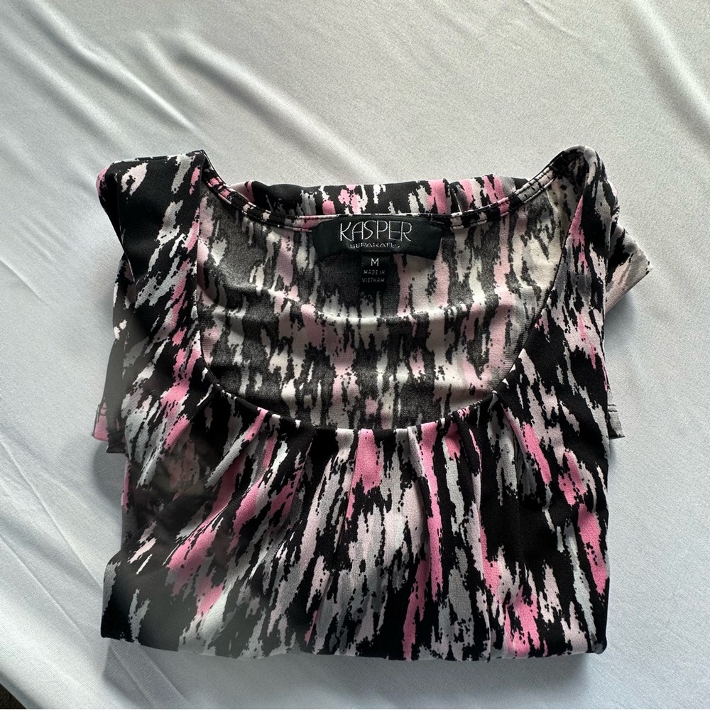 Kasper Black and Pink Patterned Blouse